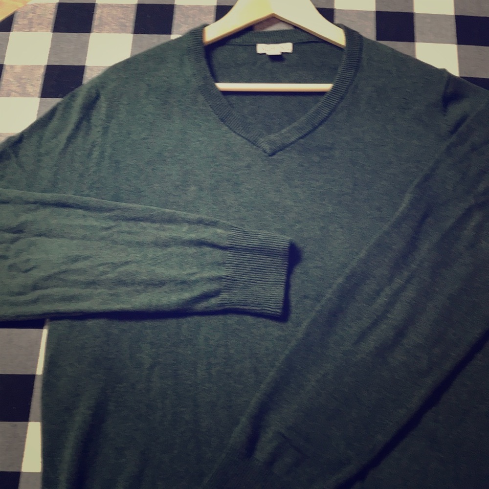 Men’s Merona Green V Neck Sweater, M (w/ defect)